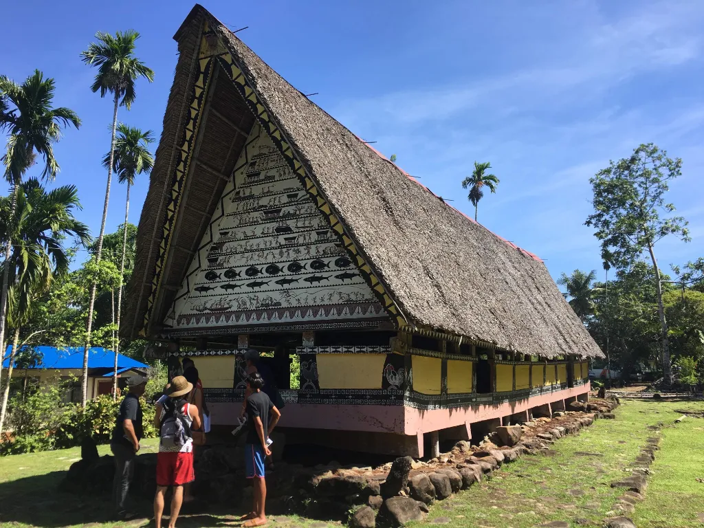 The Last Grass Skirt Maker - An Authentic Palauan Cultural Journey